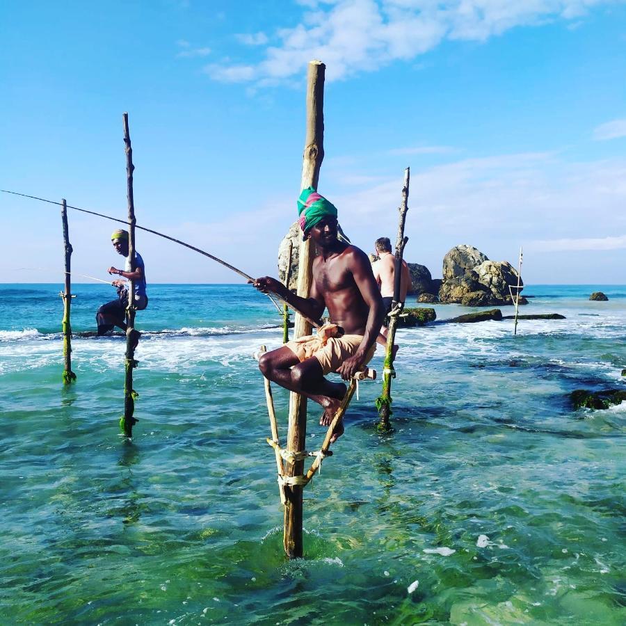Lakma Sea View Hotel Mirissa Bagian luar foto